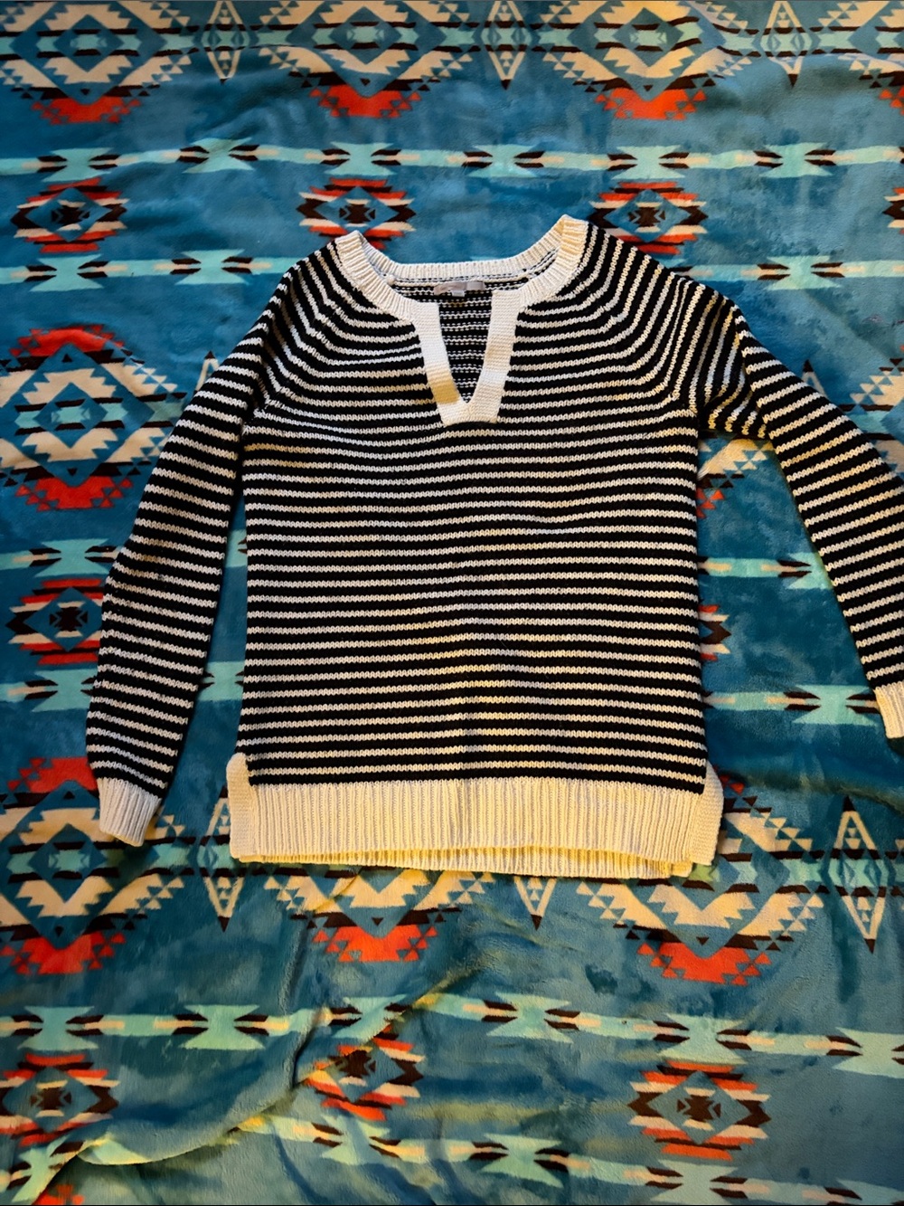 GAP Black & White Striped V-Notch Crewneck Sweater